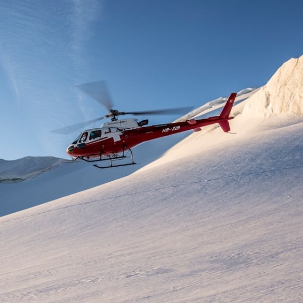 Volo sui ghiacciai «Tell's apple shot»